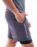 Pantaloneta hombre deportiva con licra interna